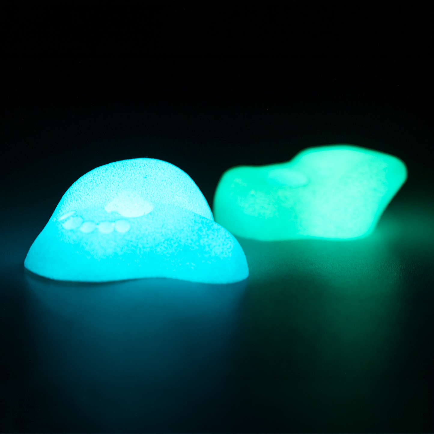 Premium Rock Climbing Holds (Aurora) - Glow-in-the-Dark Rock Climbing Holds Everett & Avery Co.